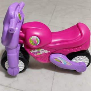 Vendo o cambio moto correpasillos Feber