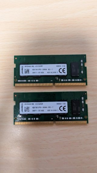 2x 4GB DDR4 SODIMM Kingston RAM