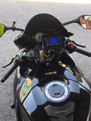 Suzuki GSXR 600 K7 Negra