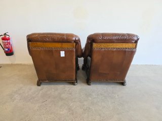 Sofá y sillones piel rústicos marrones