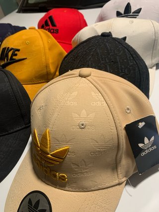 Gorra diferentes marcas