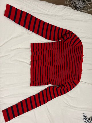 Jersey rayas rojas y azul marino Stradivarius