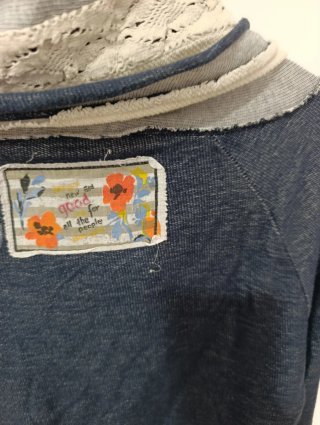 Jersey Desigual Azul y Beige