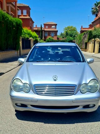 Mercedes-Benz Clase C 2004