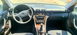Mercedes-Benz Clase C 2004
