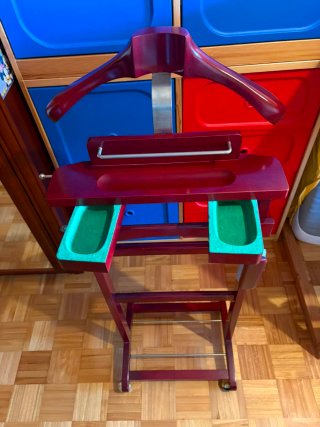Galán de Ropa Madera y Metal
