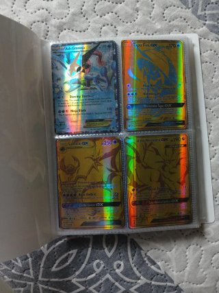 Álbum Pokémon + 110 Cartas GX Full Art y Arcoíris