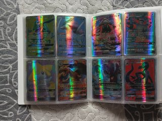 Álbum Pokémon + 110 Cartas GX Full Art y Arcoíris