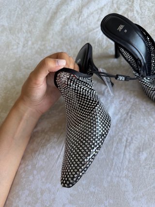Sandalias Zara pedrería Talla 39
