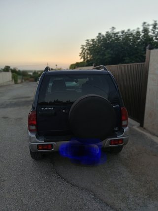 Suzuki Grand Vitara 2003