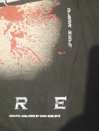 Camiseta Criminal Manga Larga Negra