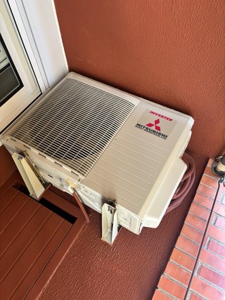 MANTENIMIENTO Y LIMPIEZA DE AIRE ACONDICIONADO