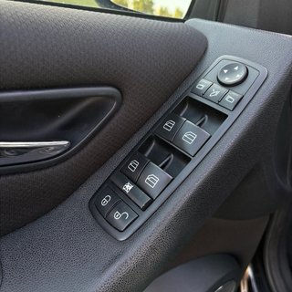 Mercedes-Benz A180 ! UNICO PROPIETARIO !