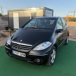 Mercedes-Benz A180 ! UNICO PROPIETARIO !