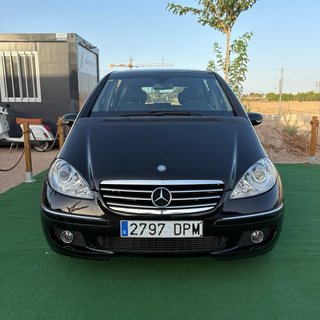 Mercedes-Benz A180 ! UNICO PROPIETARIO !