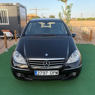Mercedes-Benz A180 ! UNICO PROPIETARIO !