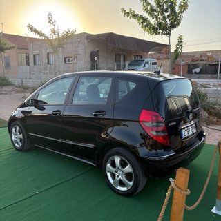 Mercedes-Benz A180 ! UNICO PROPIETARIO !