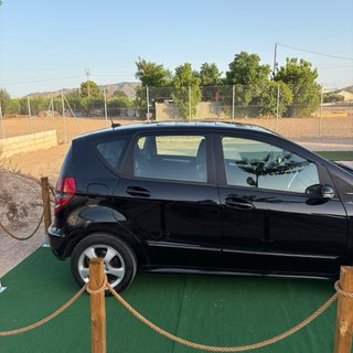 Mercedes-Benz A180 ! UNICO PROPIETARIO !