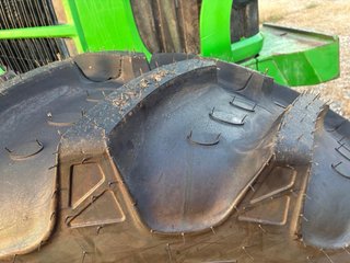 Tractor John Deere 6530 con pala