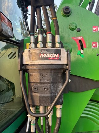 Tractor John Deere 6530 con pala