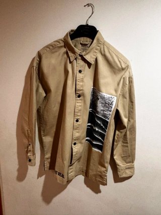 Camisa Bershka Beige Estampado Talla XS