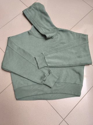 Sudadera Stradivarius verde cacería