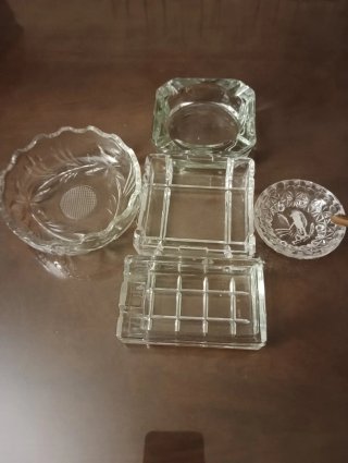 Ceniceros, Bol y Caja de Cristal