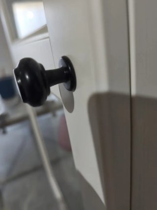 Tiradores negros para muebles