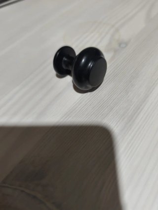 Tiradores negros para muebles