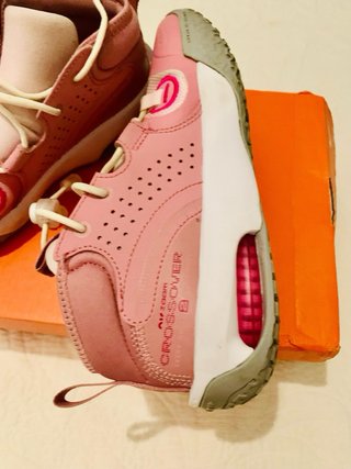 Zapatillas Nike Crossover Rosas y Blancas