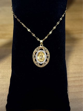 Collar Medalla Virgen - Plata Chapada en Oro 18K