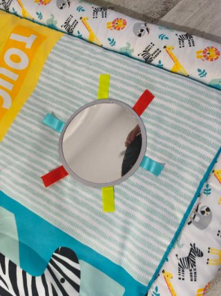 Manta sensorial para bebés con animales