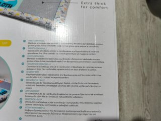 Manta sensorial para bebés con animales