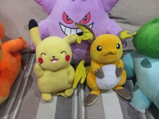 Peluche Pokémon Charmander, Pikachu, Gengar, Raich