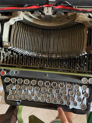 Macchina da scrivere Olivetti Premium