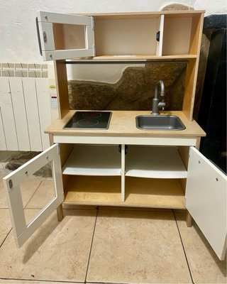 Cocina de juguete de madera