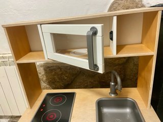 Cocina de juguete de madera