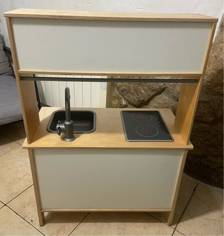 Cocina de juguete de madera