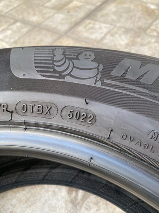 Neumáticos 205/60 R16 MICHELIN