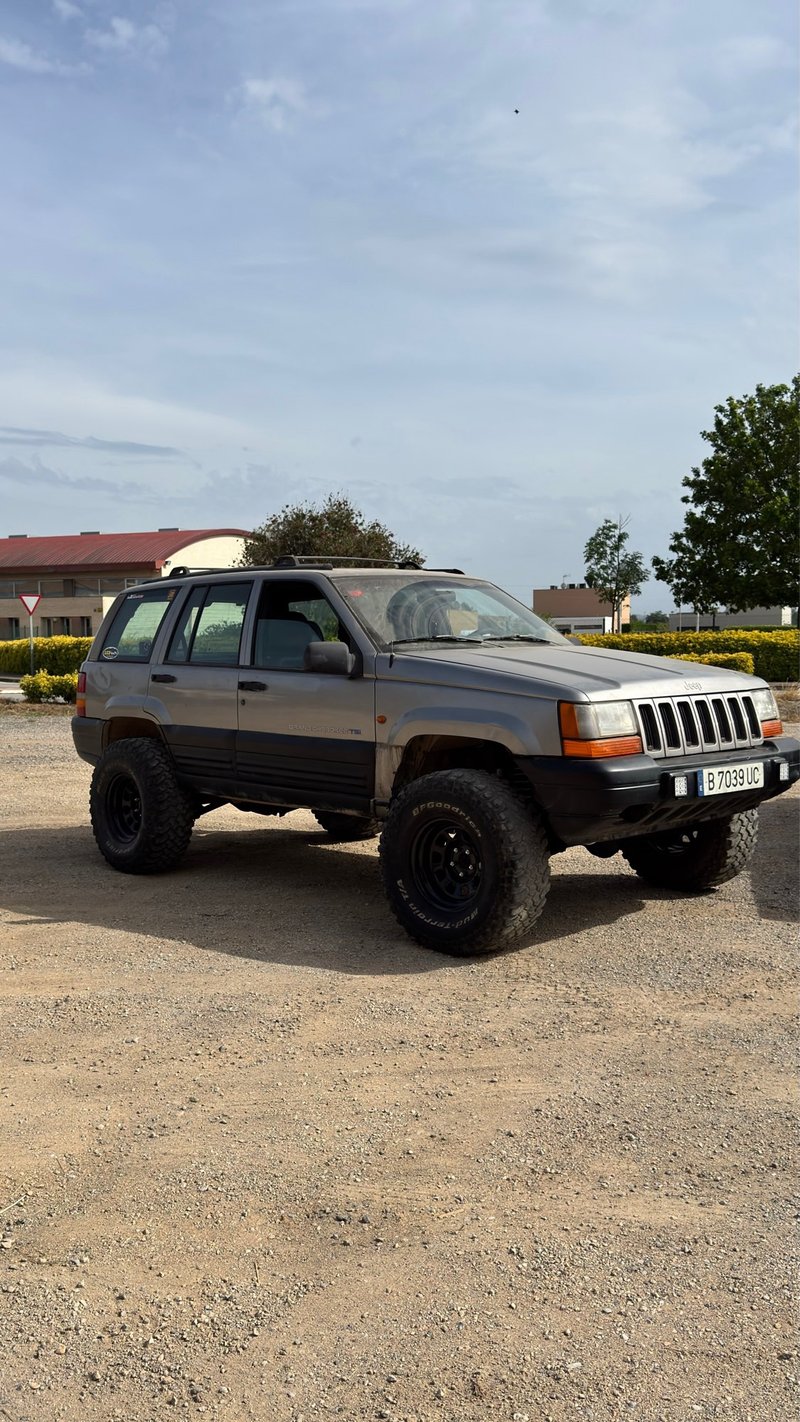 Jeep Grand Cherokee 1998 - foto 1