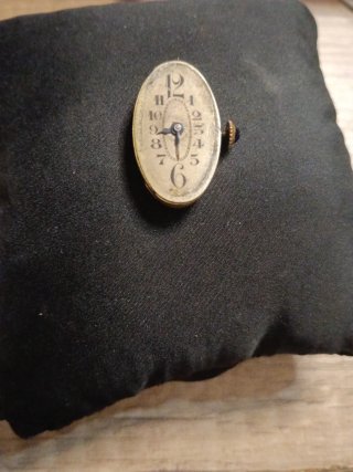 Reloj de pulsera antiguo 1924