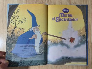 Clásico cuento Disney. Merlín el encatador.Salvat.
