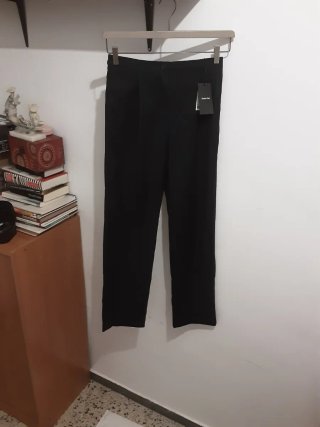 Pantalones Massimo Dutti tiro alto rectos negros