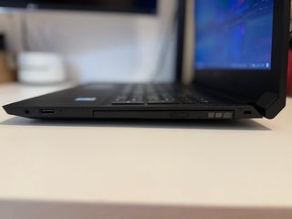 Portátil Lenovo Negro