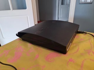 Consola PS3 con mando y juego Call of Duty