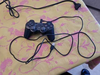 Consola PS3 con mando y juego Call of Duty