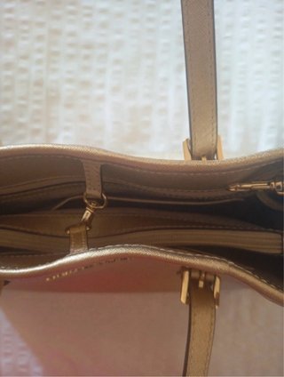 Bolso Michael Kors dorado