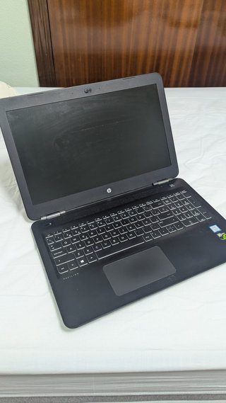 HP Pavilion 15-bc409ns Negro