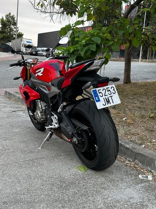BMW S1000R