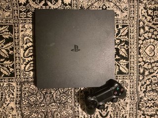 Ps4 Slim 1TB Negra + Mando + Juego